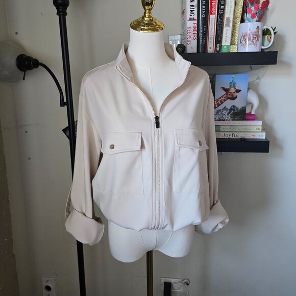 Halara Silky Lightweight Cream Colored Jacket with Roll Tab Long Sleeves NWT - Picture 6 of 16